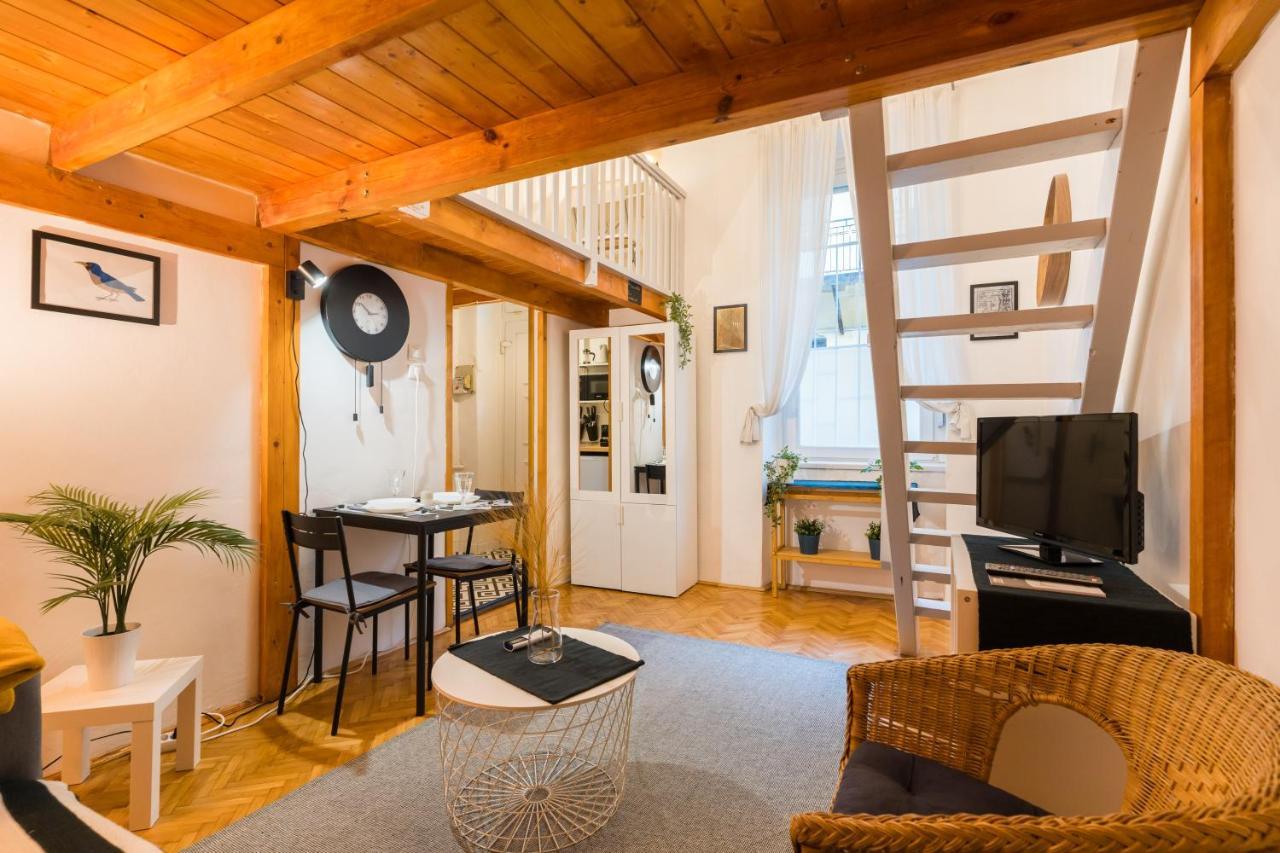Apartamento Lovely Little Loft In The Heart Of Budapest